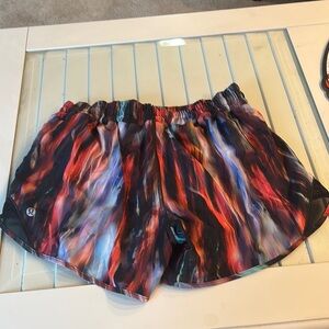 Multicolor Lululemon Hotty Hot 4in Women’s Shorts